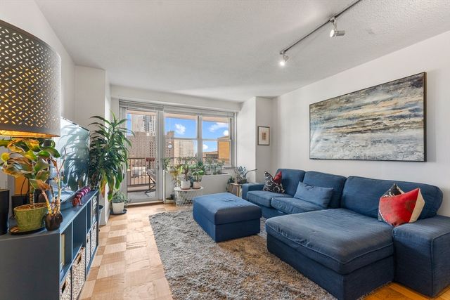151 Tremont 19-T, Boston, MA 02111