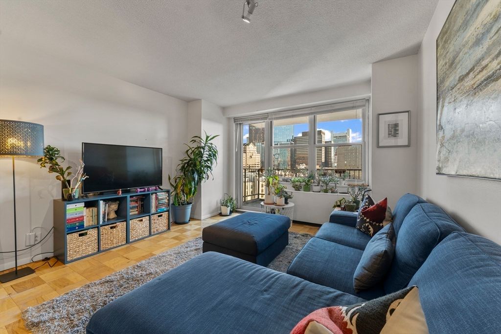 151 Tremont 19-T, Boston, MA 02111