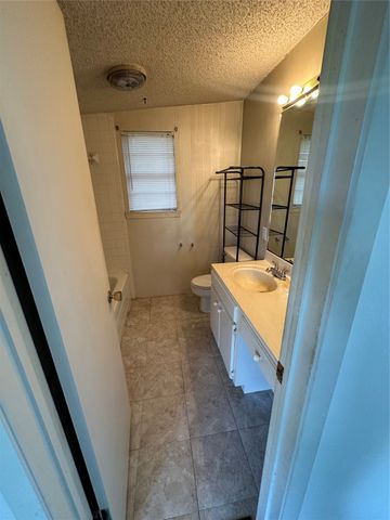 611 Idlewild Drive, Brownwood, TX 76801