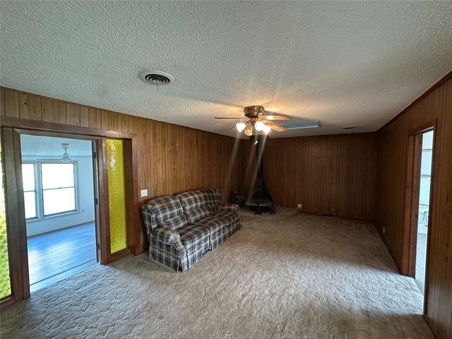 611 Idlewild Drive, Brownwood, TX 76801