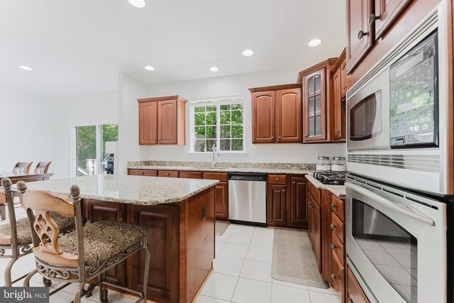 14531 GENERAL WASHINGTON DR, Woodbridge, VA 22193
