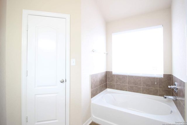 12122 Dawes Point, San Antonio, TX 78254