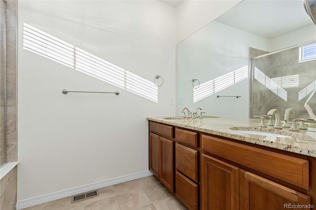 8157 S Jackson Gap Street, Aurora, CO 80016