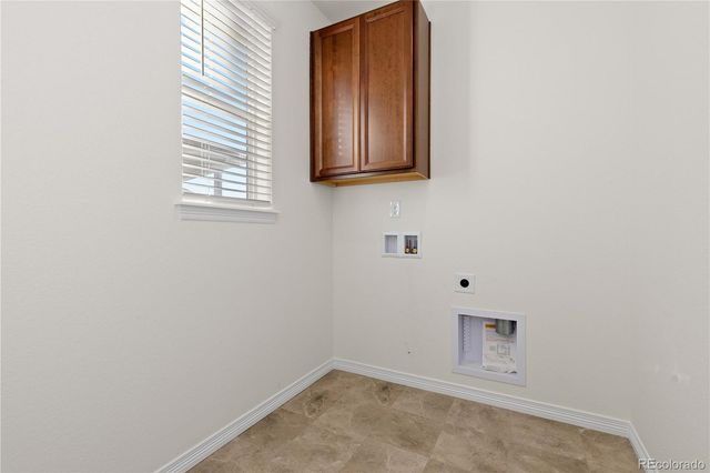 8157 S Jackson Gap Street, Aurora, CO 80016