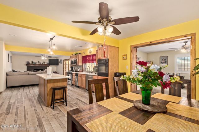 2223 W JAVELINA Avenue, Mesa, AZ 85202
