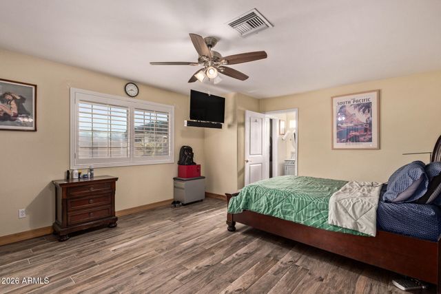 2223 W JAVELINA Avenue, Mesa, AZ 85202