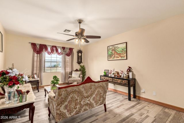 2223 W JAVELINA Avenue, Mesa, AZ 85202