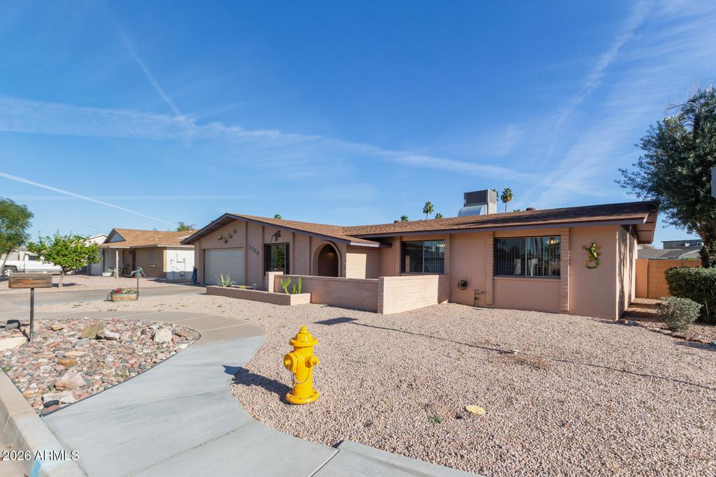 2223 W JAVELINA Avenue, Mesa, AZ 85202 — photo 2