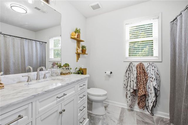 601 Little Bend Court, Pleasant Hill, MO 64080