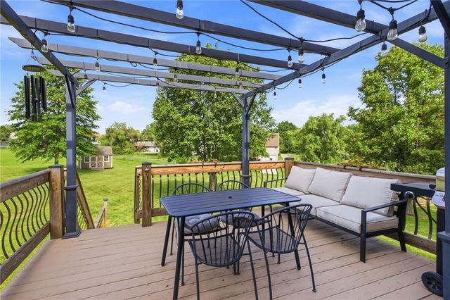 601 Little Bend Court, Pleasant Hill, MO 64080