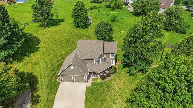 601 Little Bend Court, Pleasant Hill, MO 64080