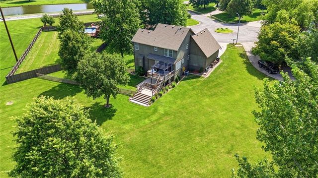 601 Little Bend Court, Pleasant Hill, MO 64080