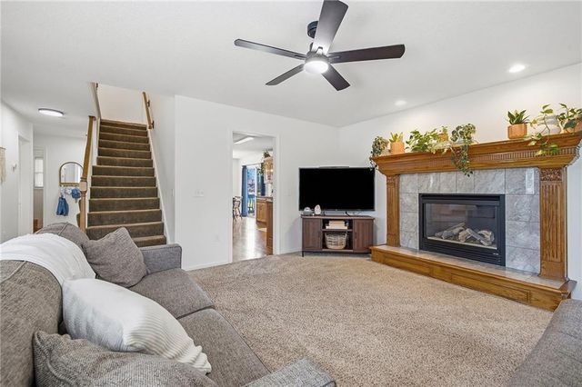 601 Little Bend Court, Pleasant Hill, MO 64080