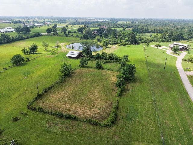 26618 Mitchell Road, Hempstead, TX 77445