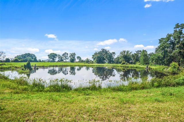 26618 Mitchell Road, Hempstead, TX 77445