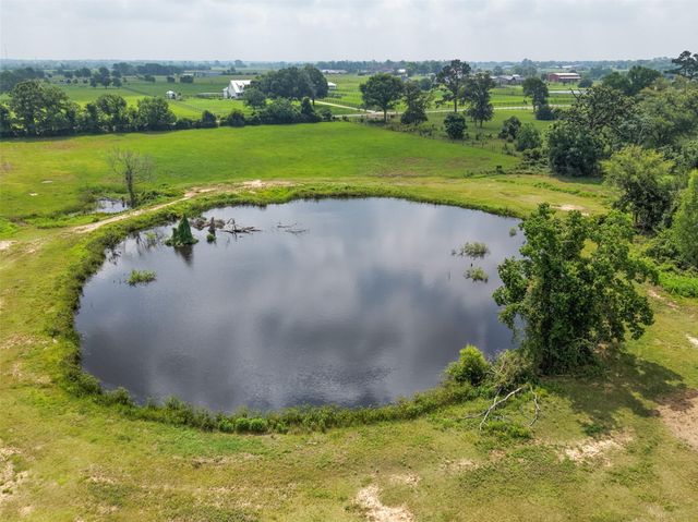 26618 Mitchell Road, Hempstead, TX 77445