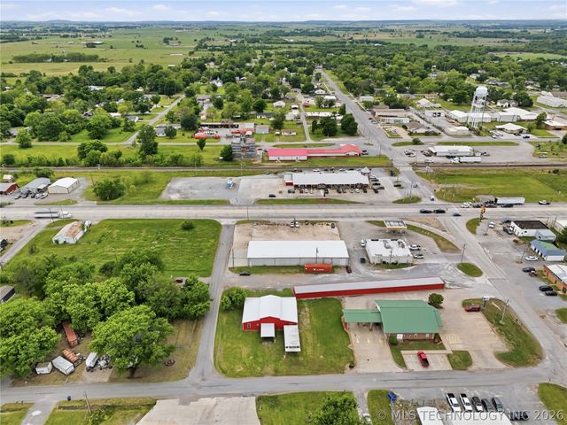 113 S Wilder, Chouteau, OK 74337