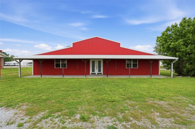 113 S Wilder, Chouteau, OK 74337