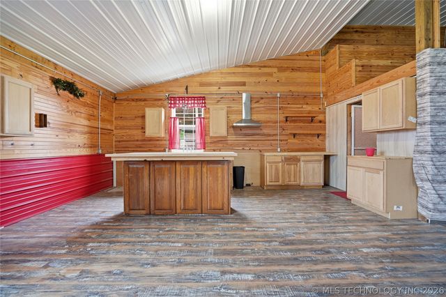 113 S Wilder, Chouteau, OK 74337