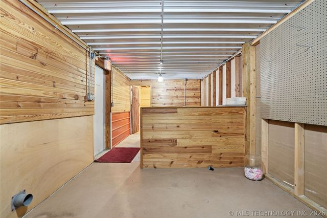 113 S Wilder, Chouteau, OK 74337