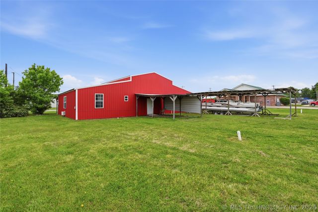 113 S Wilder, Chouteau, OK 74337