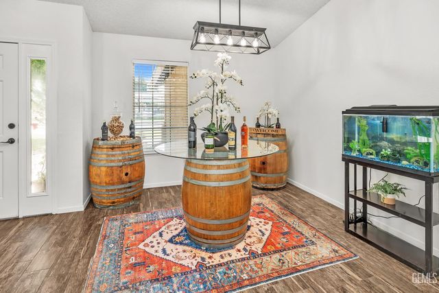 601 Hidalgo Drive, Bakersfield, CA 93314