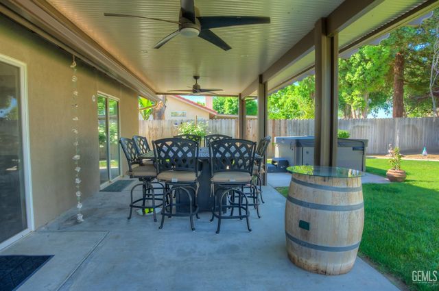 601 Hidalgo Drive, Bakersfield, CA 93314