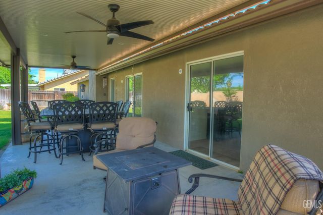 601 Hidalgo Drive, Bakersfield, CA 93314