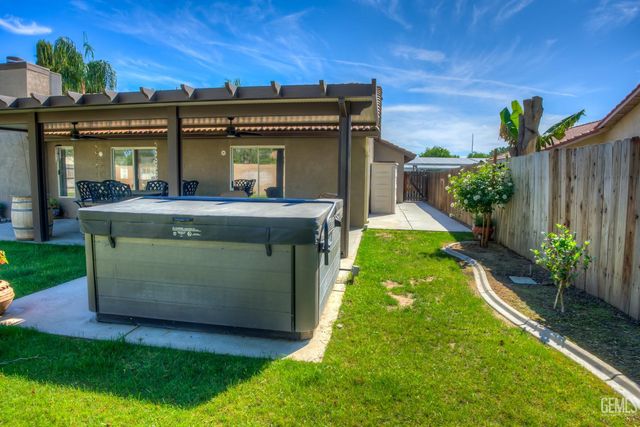 601 Hidalgo Drive, Bakersfield, CA 93314