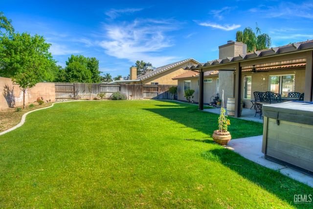 601 Hidalgo Drive, Bakersfield, CA 93314