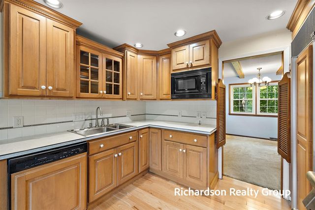1630 Lee Avenue, Muskegon, MI 49444