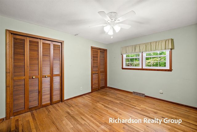 1630 Lee Avenue, Muskegon, MI 49444