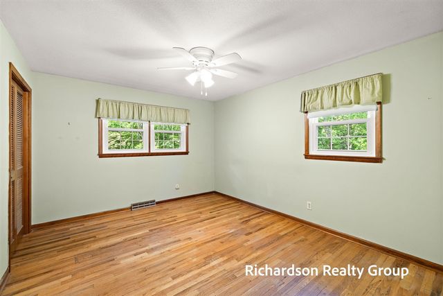 1630 Lee Avenue, Muskegon, MI 49444