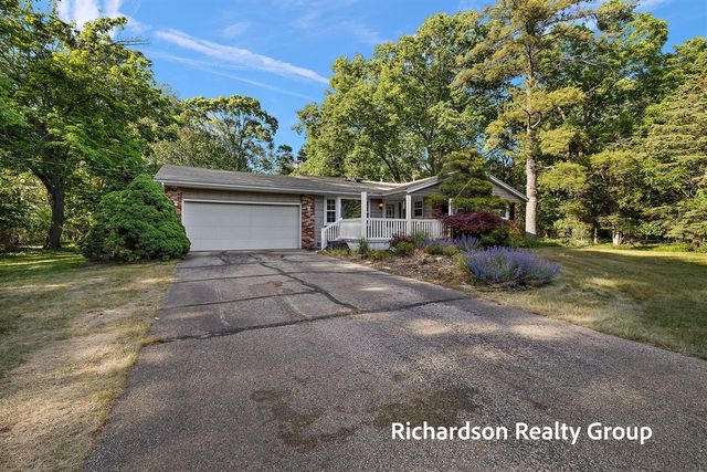 1630 Lee Avenue, Muskegon, MI 49444