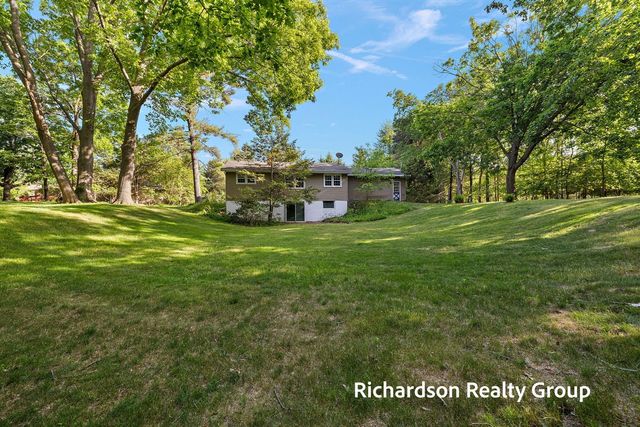 1630 Lee Avenue, Muskegon, MI 49444