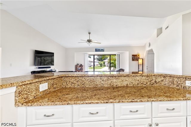 226 SW 44th TER, Cape Coral, FL 33914