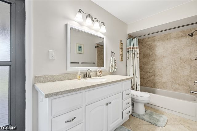 226 SW 44th TER, Cape Coral, FL 33914