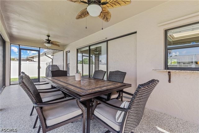 226 SW 44th TER, Cape Coral, FL 33914