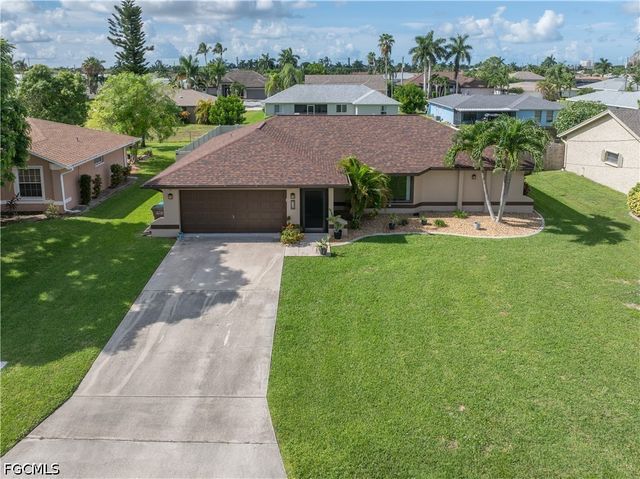 226 SW 44th TER, Cape Coral, FL 33914