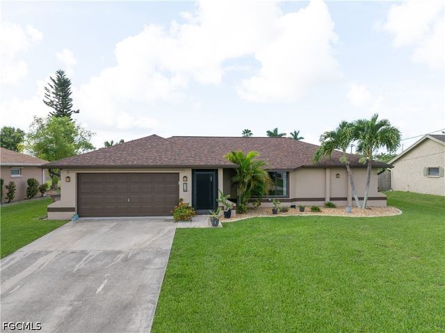 226 SW 44th TER, Cape Coral, FL 33914