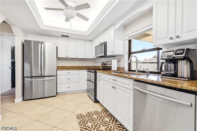 226 SW 44th TER, Cape Coral, FL 33914