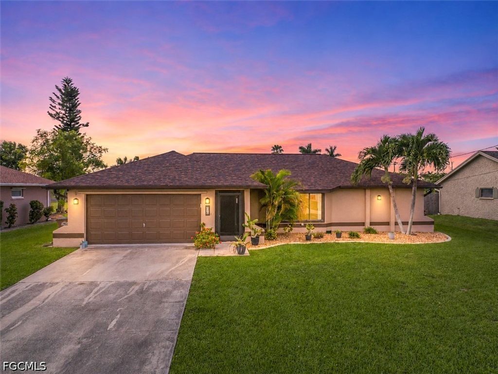 226 SW 44th TER, Cape Coral, FL 33914