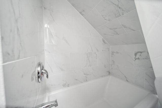 132 Akin Avenue A, Joliet, IL 60433