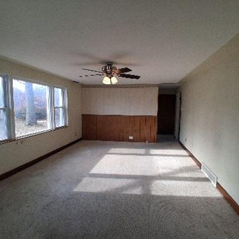 3116 E Apple Avenue, Muskegon, MI 49442