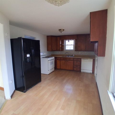 3116 E Apple Avenue, Muskegon, MI 49442