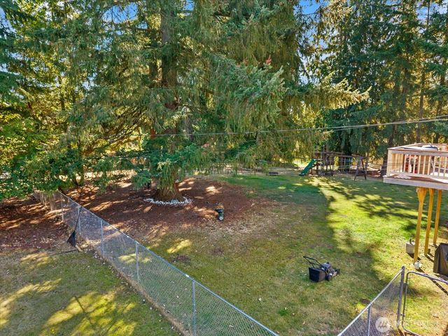 1908 Oak Road, Lynnwood, WA 98087