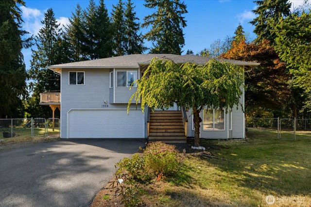 1908 Oak Road, Lynnwood, WA 98087