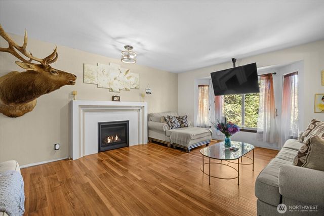 1908 Oak Road, Lynnwood, WA 98087