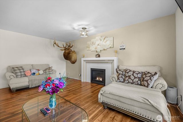 1908 Oak Road, Lynnwood, WA 98087