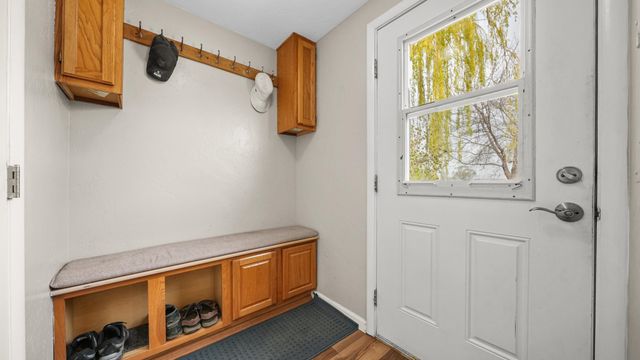 2120 J Road, Grand Junction, CO 81505